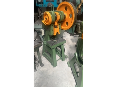 15 Ton Eccentric Press Cast Body - 3