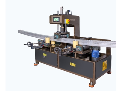 Machine de pliage de profil 70x200mm - 1