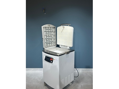 Croissant- und Brotteigteilungs- und Formgebungsmaschine - 0