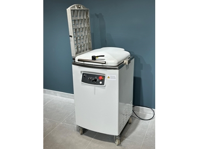 Croissant- und Brotteigteilungs- und Formgebungsmaschine - 2