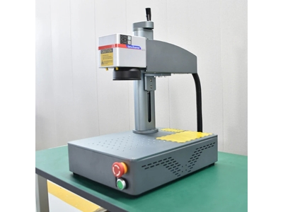 30 W Masaüstü Fiber Lazer Markalama Makinesi - 1