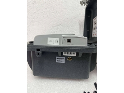 Megger MIT1025 İzolasyon Direnci Test Cihazı - 0