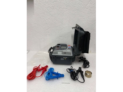 Megger MIT1025 İzolasyon Direnci Test Cihazı - 1