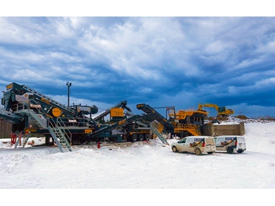 180-300 Ton Jaw Mobile Crusher - 7