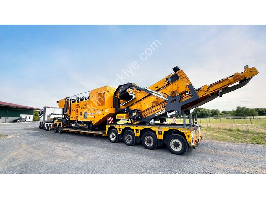 130-240 Ton/Saat Titreşimli Elekli Paletli Darbeli KırıcI