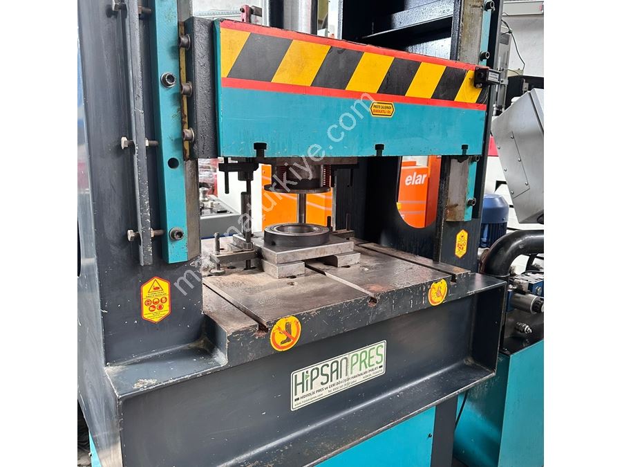 Presse à plâtre hydraulique HİPSAN de 100 tonnes