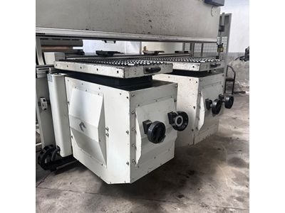 3x120 Ton 8 Eksen Cnc Hidrolik Abkant Pres - 3