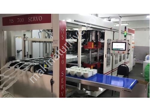 Professionelle 3-Stationen-Thermoformmaschine