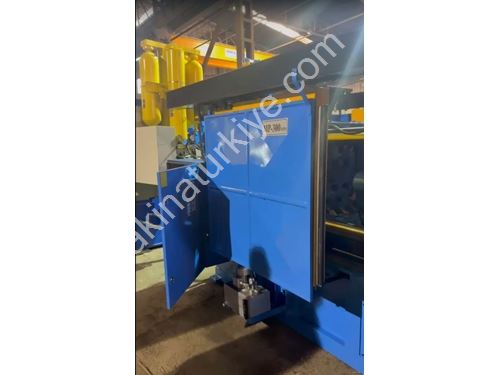 300 Ton Kapasiteli Metal Enjeksiyon Makinası