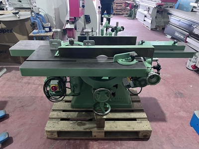 30'Luk Frezeli Planya Makinesi - 1