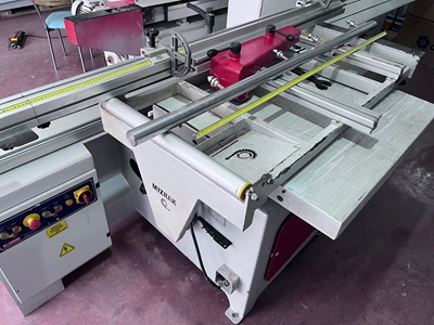 3200 Mm Prestige Lined Horizontal Circular Saw - 9