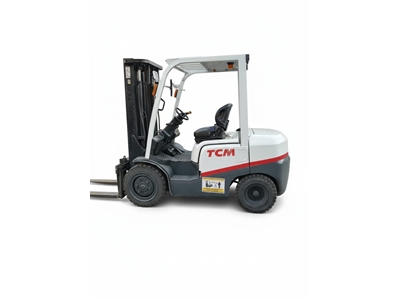 2016 Model 4.7m Yüksek Kaldırmalı Dizel Forklift - 1