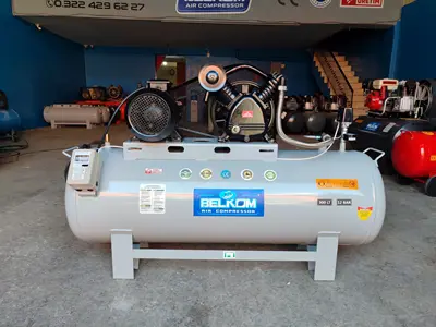 300 Lt 12 Bar, Çift Kafalı, 7,5Hp Motorlu, Panolu, Sıfır Kompresör