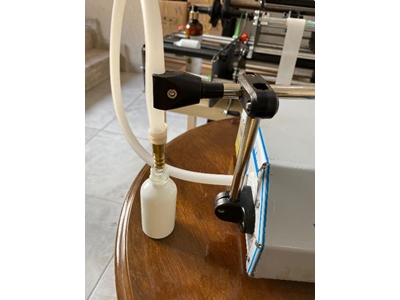 Halbautomatische elektrische Flüssigkeitsabfüllmaschine - 1