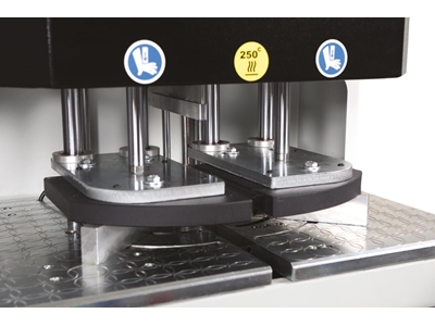 0,2 Mm Otomatik Tek Köşe Kaynak Makinası - 2