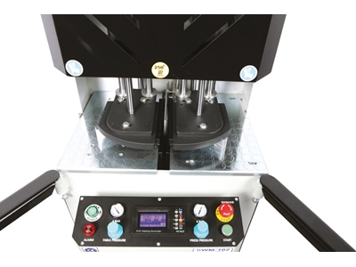 Machine à souder automatique à un coin pour profils hauts - 2