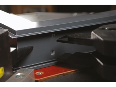 Hydraulic Aluminum Corner Joining Press Machine - 4