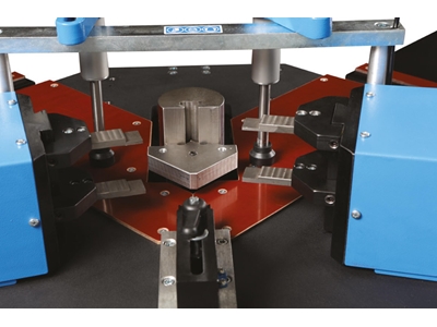 Hydraulic Aluminum Corner Joining Press Machine - 2