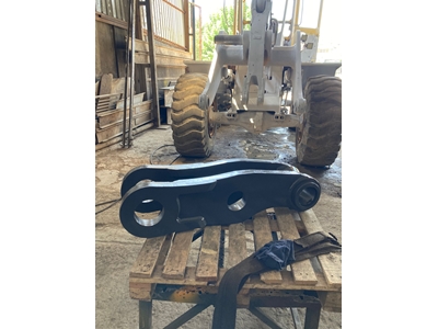 Volvo L220e-H Ön Link Kolu - 1