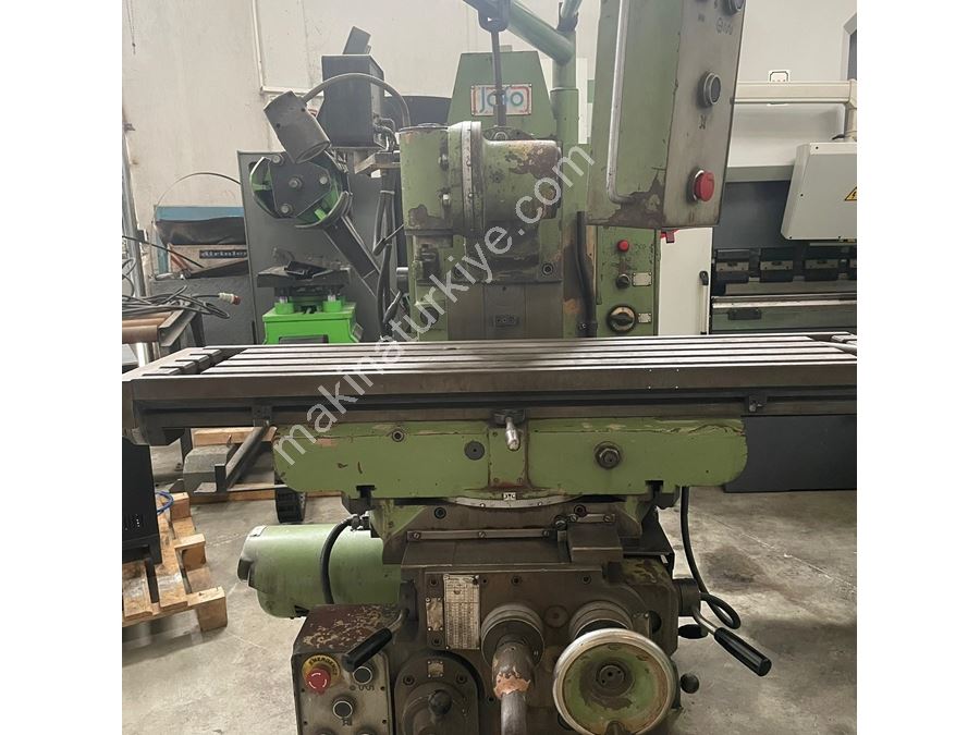 1990 Model  Üniversal Freze Tezgahı