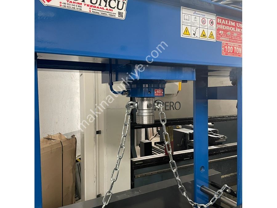 Hydraulics Brand 100 Ton Motorized Column Traveling Hydraulic Workshop Press