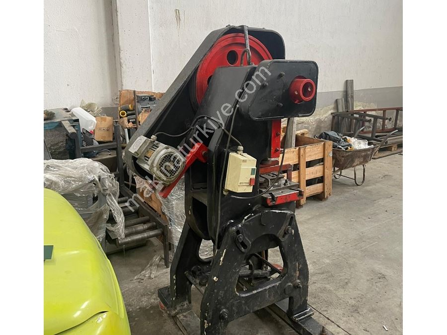 Dirinler Brand 15 Ton Cast Body Eccentric Press