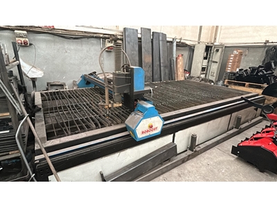 Robocut Marke 2X4 Mt 105 Ampere CNC Plasmaschneider - 5