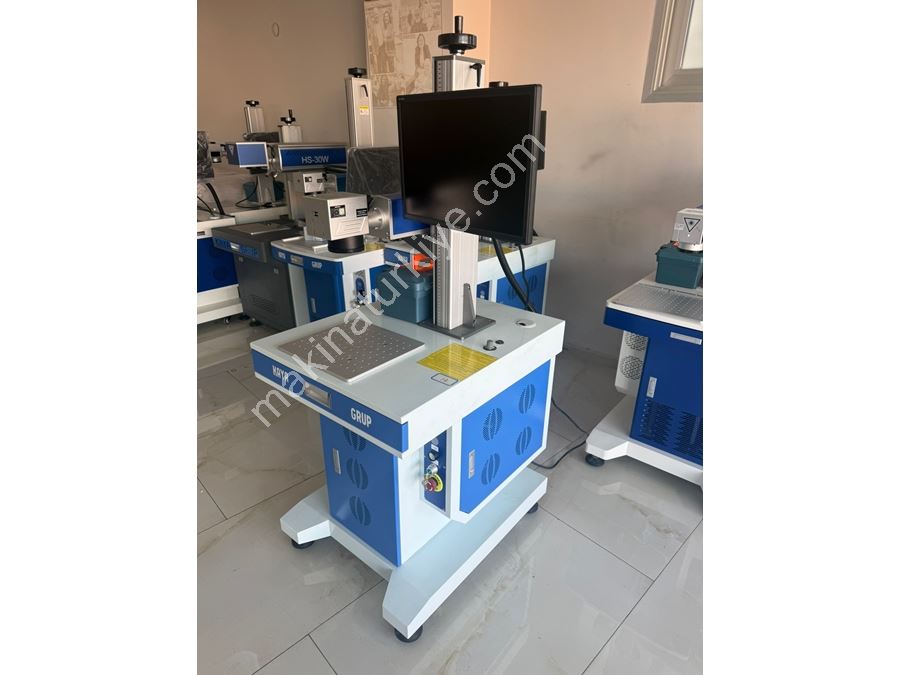 Machine de marquage laser à fibre de 20 watts avec ordinateur