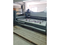 3 Eksen CNC Cam Taşlama Ve Kesim Makinası 