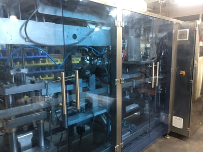 12000 Becher/Stunde Kapazität Plastikbecher Produktionsmaschine - 1