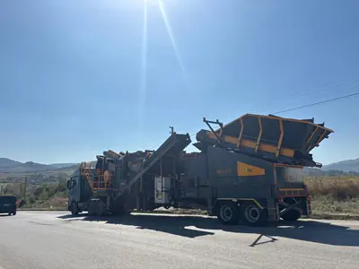 Ø1000 Mm Mobil Dik Milli Kırıcı