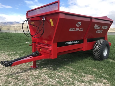 12 M³ Katı Gübre Dağıtma Römorku - 1