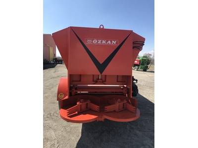 10 M³ Katı Gübre Dağıtma Römorku (2) - 2