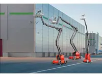 16.75m (200–230 kg) Battery-Powered Articulating Personnel Lift Platform