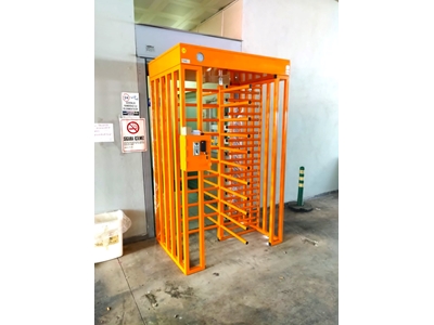 220Cm 
Tam Kafes Tipi Boyalı Tam Boy Turnike - 3