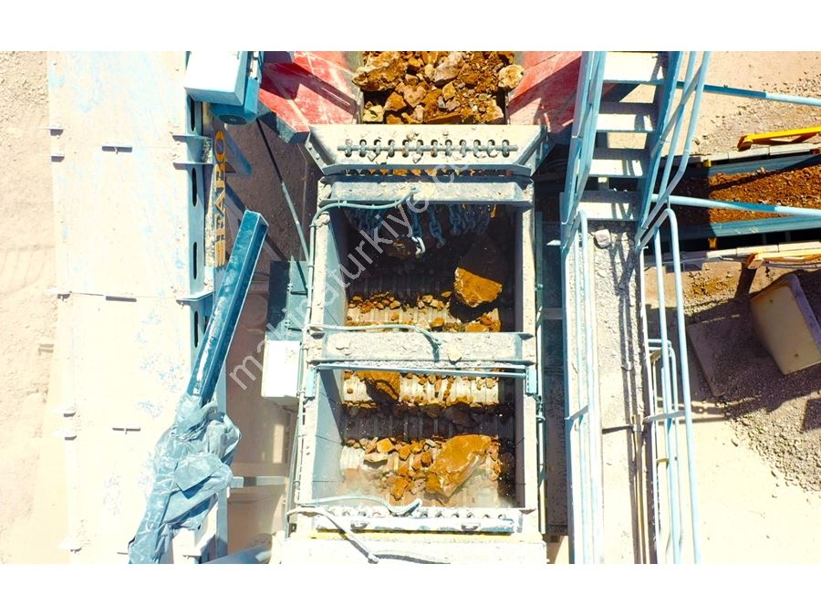 300-600 Ton / h Mobile Primary Impact Crusher