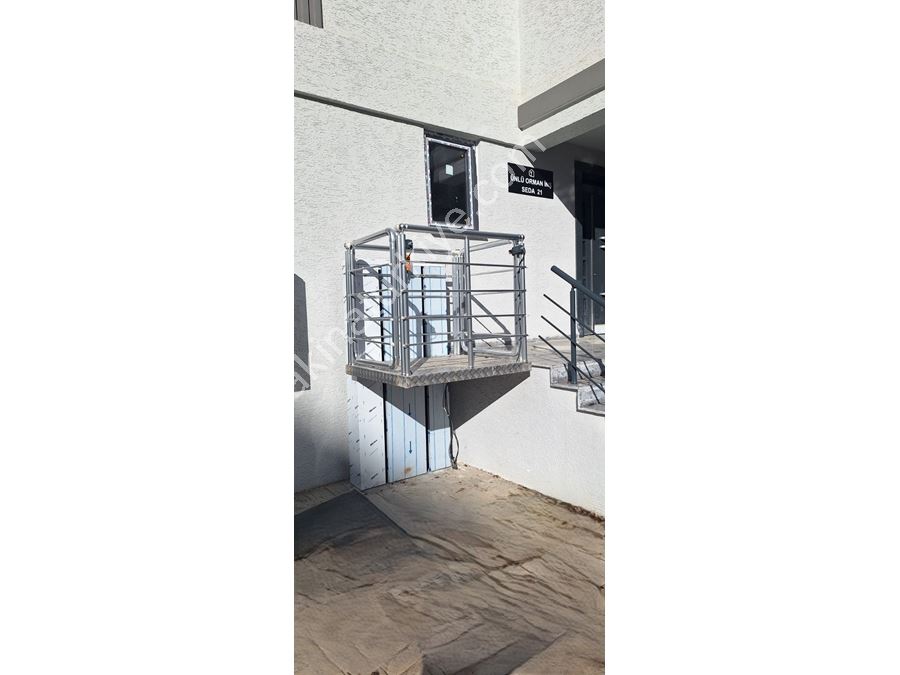 300 kg Aluminum Handicapped Load Lift