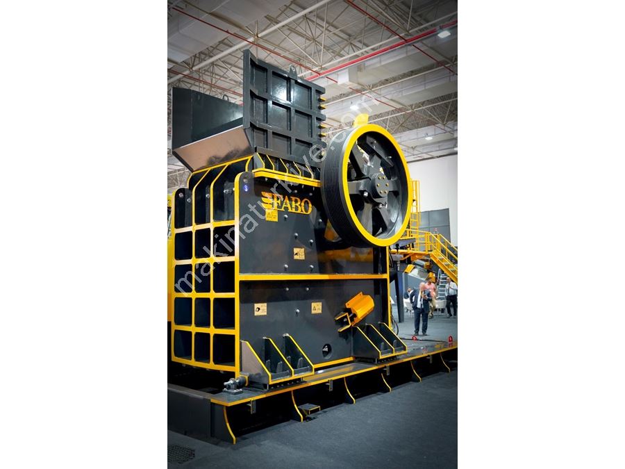 320-600 Ton / Saat Çeneli Kırıcı