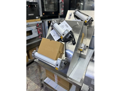 30cm Hamur Açma Makinası - 1