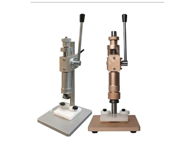 Machine manuelle de serrage de valve de bouteille - 0