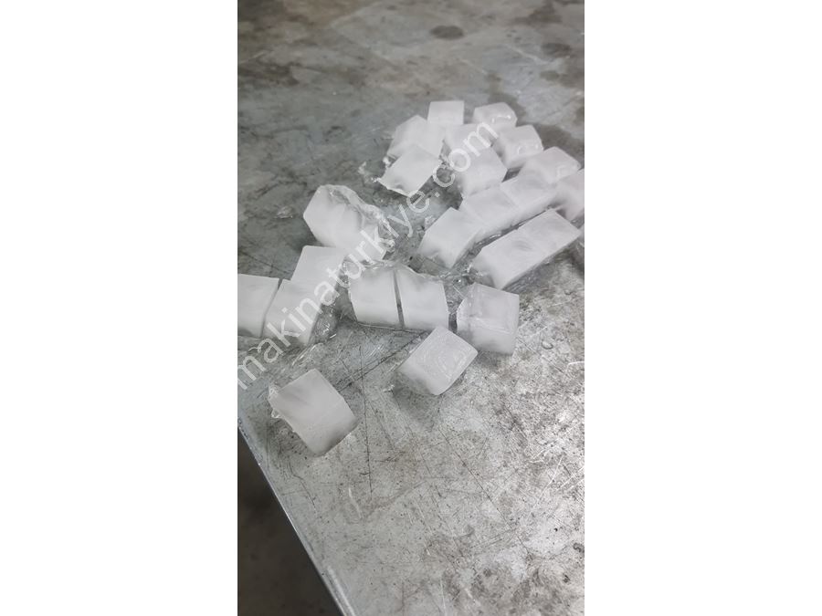 500 Kg/Gün Kapasiteli Küp Buz Makinesi