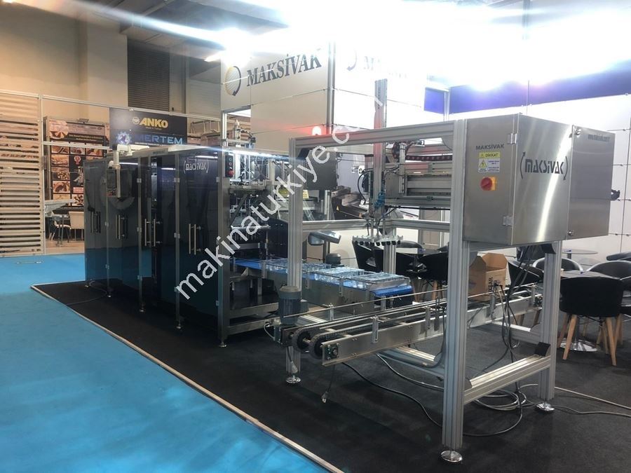 20.000 Bardak Su Üretim Kapasiteli Servolu Tam Otomatik Termoform Makinesi