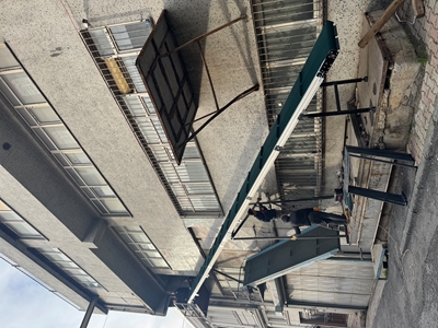 Belt Conveyor with Tread (Outdoor) - 1