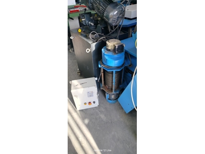 1.5 Ton Electric Guided Panel Crane - 1