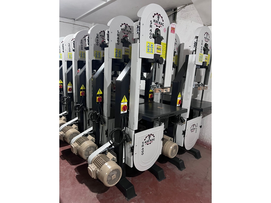 600 X 550 Mm Şerit Testere Makinesi