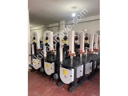 600 X 550 Mm Şerit Testere Makinesi