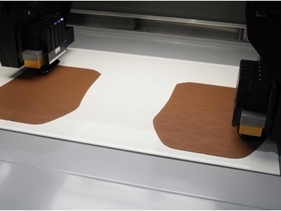 Teseo Computer-gesteuerte Lederlochmaschine - 1