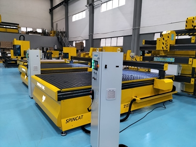 210x370x18 cm Kesim Alanlı CNC Router Servo Vakum - 2