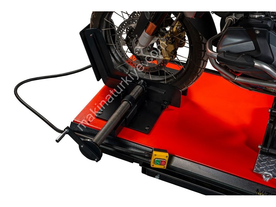 750 Kg Lifting Capacity Hydraulic Motorcycle Maintenance Lift