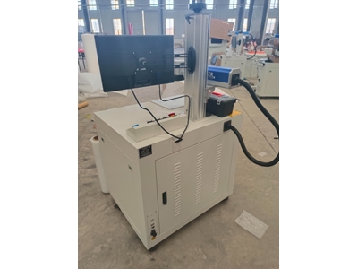 Fiber Markalama Makinesi 50 Watt Masalı Sistem - 4